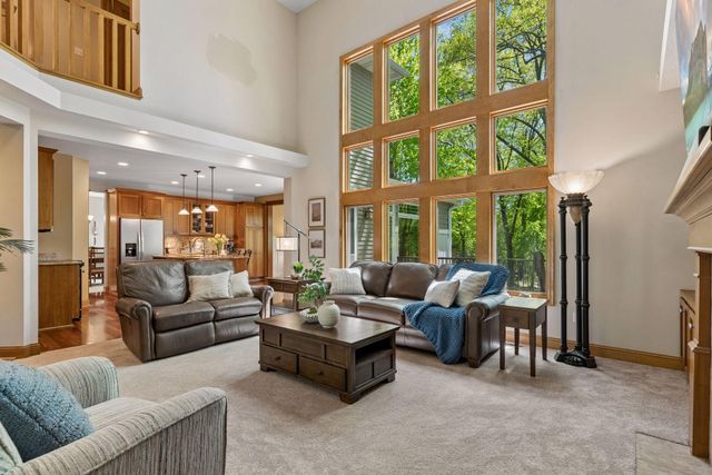 3716 Falcon Way, Eagan, MN 55123