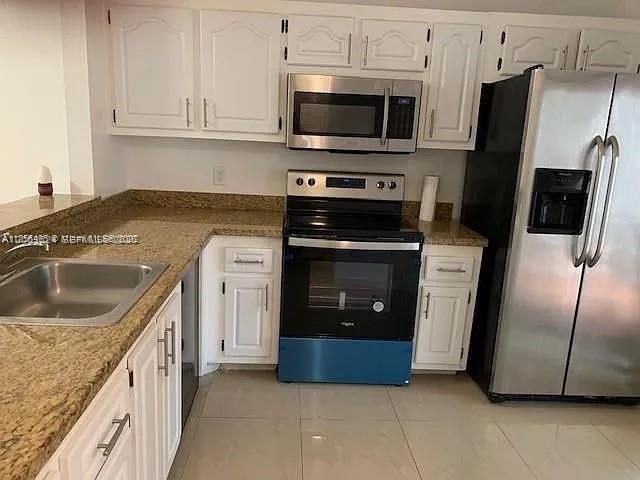 10475 SW 153rd Court 6, Miami, FL 33196