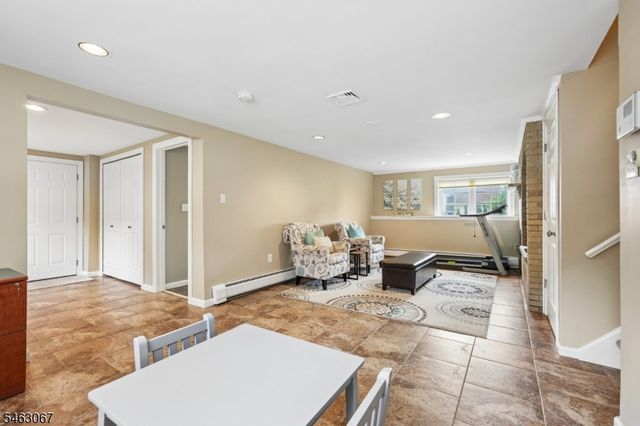 22 Allen Dr, Wayne Twp., NJ 07470