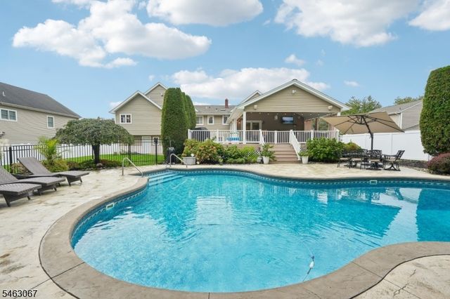 22 Allen Dr, Wayne Twp., NJ 07470