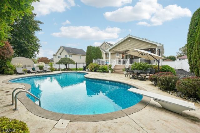 22 Allen Dr, Wayne Twp., NJ 07470