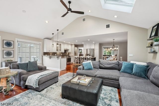 22 Allen Dr, Wayne Twp., NJ 07470