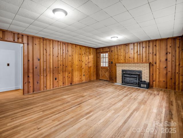 109 Wall Road, Tryon, NC 28782
