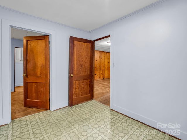 109 Wall Road, Tryon, NC 28782