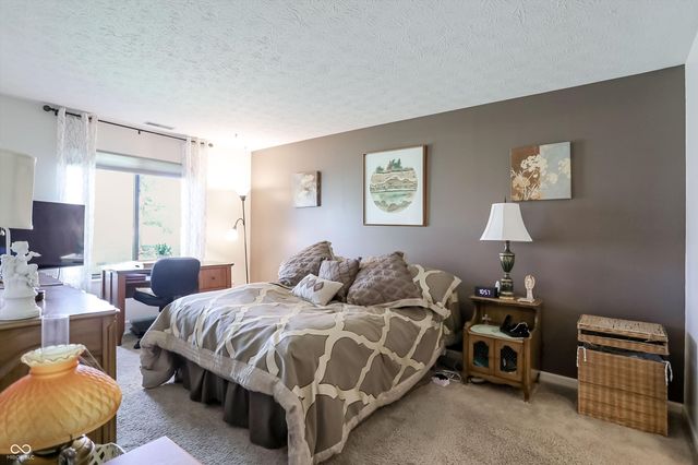 2206 Emily Drive, Indianapolis, IN 46260