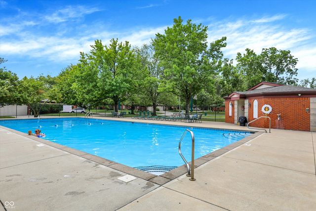 2206 Emily Drive, Indianapolis, IN 46260