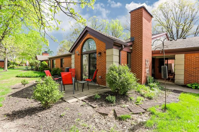 2206 Emily Drive, Indianapolis, IN 46260