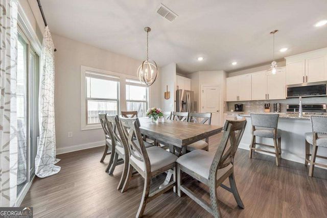 130 Neese Farm Drive, Woodstock, GA 30188