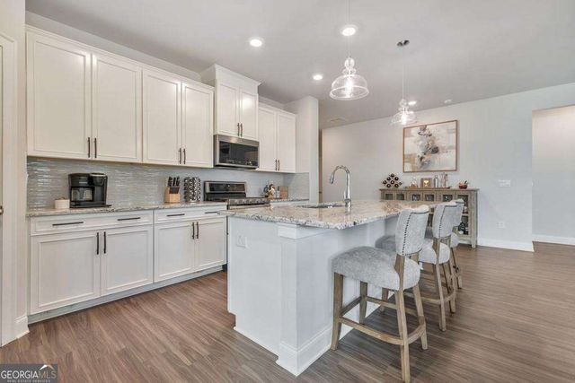 130 Neese Farm Drive, Woodstock, GA 30188