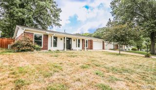 4839 Hursley Drive, St Louis, MO 63128