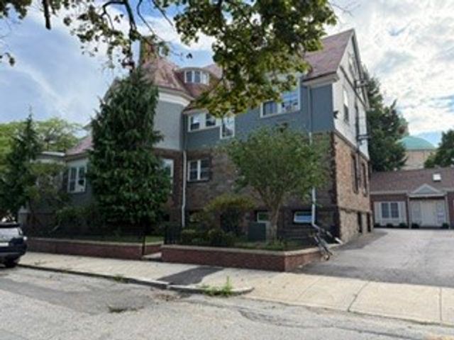 314 Angell Street 7, Providence, RI 02906