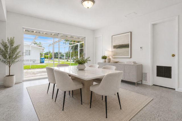 17355 NE 7th Ave, Miami, FL 33162