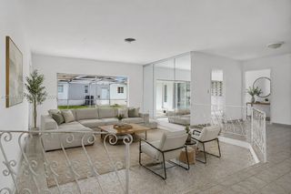 17355 NE 7th Ave, Miami, FL 33162