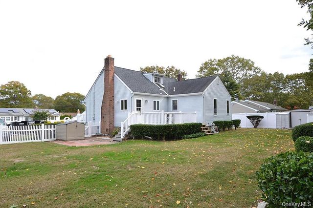120 Arlington Road, Lake Ronkonkoma, NY 11779