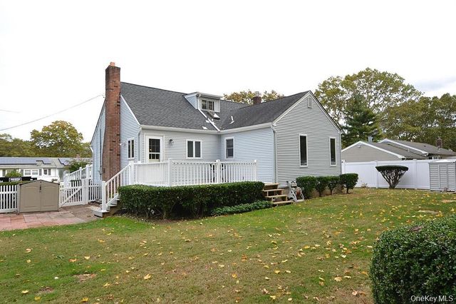 120 Arlington Road, Lake Ronkonkoma, NY 11779