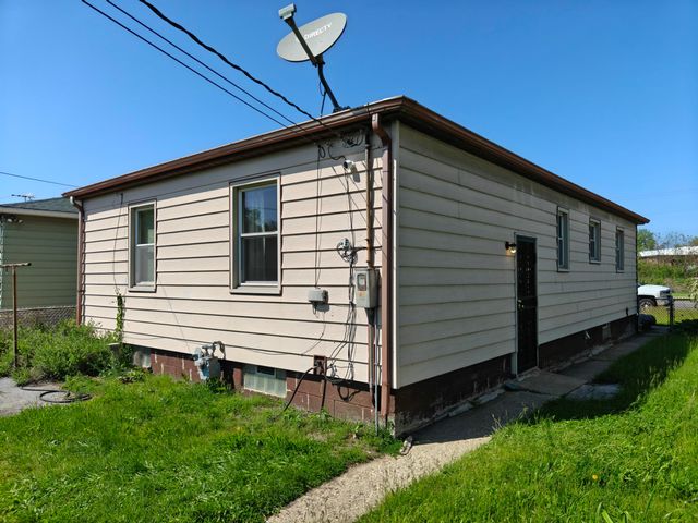 1027 Central Avenue, Gary, IN 46407