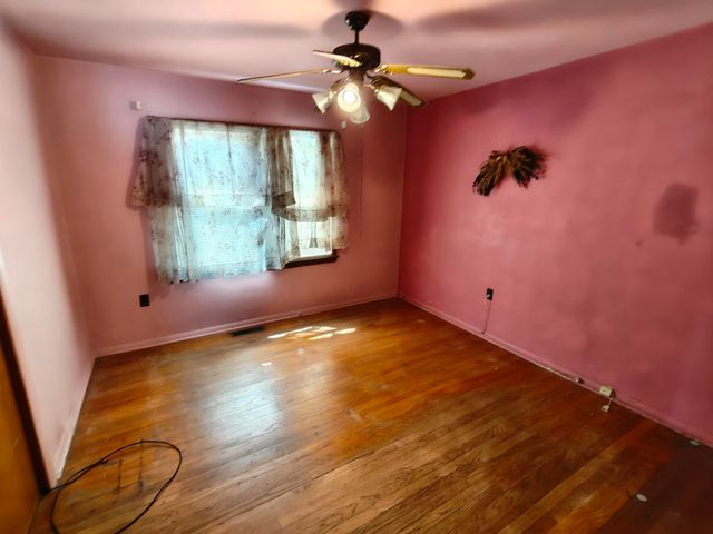 1027 Central Avenue, Gary, IN 46407
