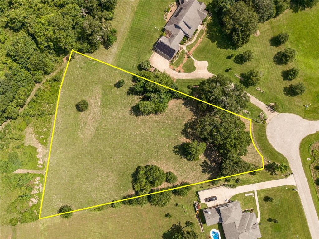 9489 Bishop Bend, Iola, TX 77861 — exterior