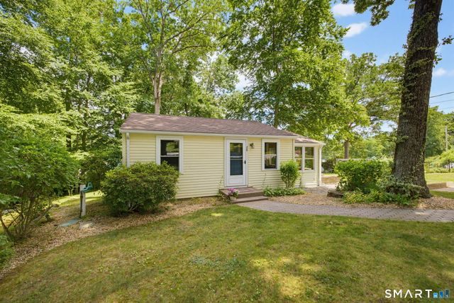 26 Wildwood Road, East Haddam, CT 06415