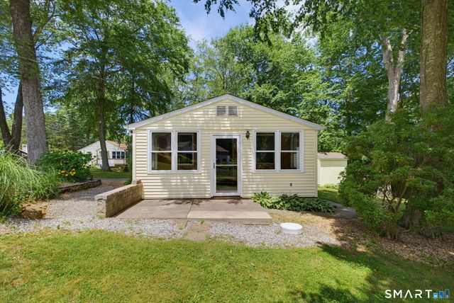 26 Wildwood Road, East Haddam, CT 06415