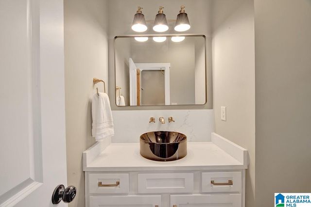 1165 CEDAR CREEK DRIVE, Sylacauga, AL 35151