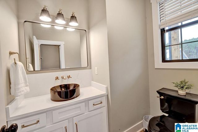 1165 CEDAR CREEK DRIVE, Sylacauga, AL 35151