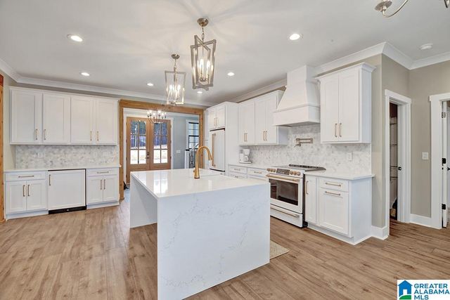 1165 CEDAR CREEK DRIVE, Sylacauga, AL 35151