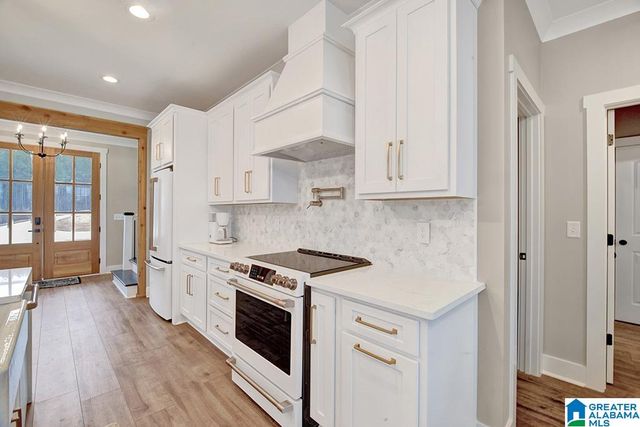 1165 CEDAR CREEK DRIVE, Sylacauga, AL 35151