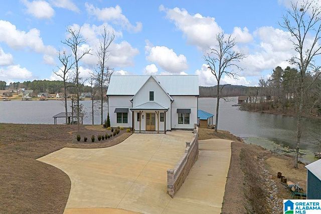 1165 CEDAR CREEK DRIVE, Sylacauga, AL 35151