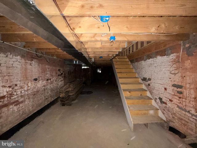 2434 BRENTWOOD AVE, Baltimore, MD 21218