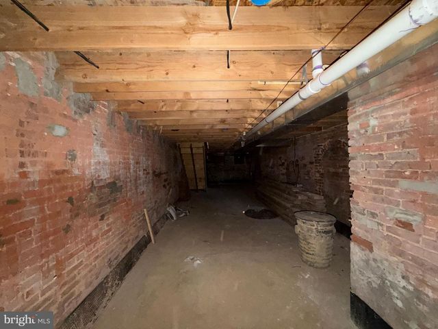 2434 BRENTWOOD AVE, Baltimore, MD 21218