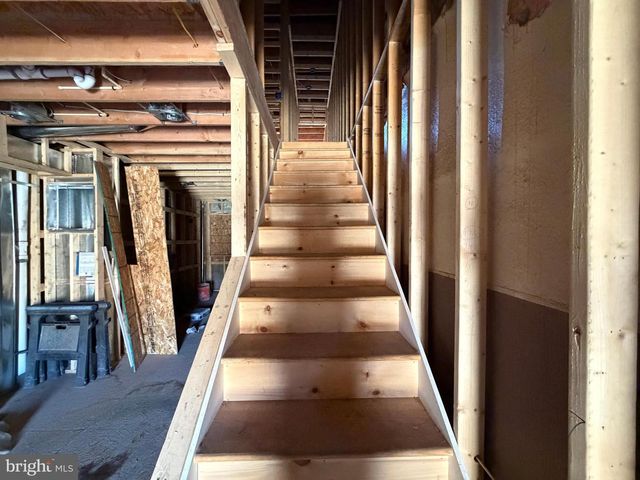 2434 BRENTWOOD AVE, Baltimore, MD 21218