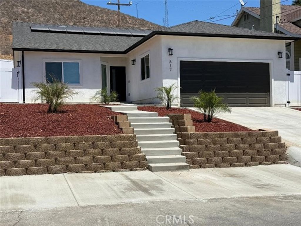 617 Acacia Street, Lake Elsinore, CA 92530