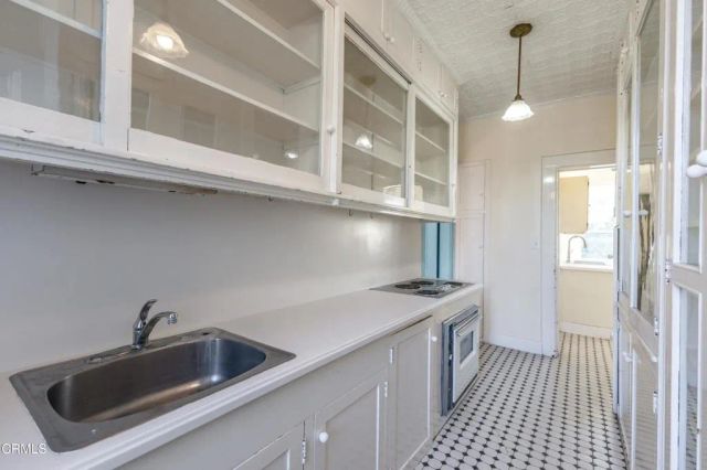 201 Orange Grove Avenue, South Pasadena, CA 91030