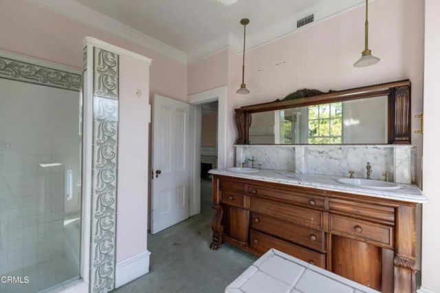 201 Orange Grove Avenue, South Pasadena, CA 91030