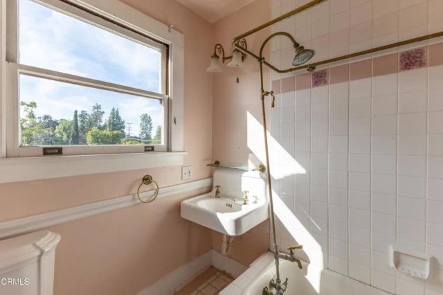 201 Orange Grove Avenue, South Pasadena, CA 91030