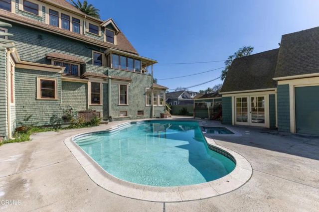 201 Orange Grove Avenue, South Pasadena, CA 91030