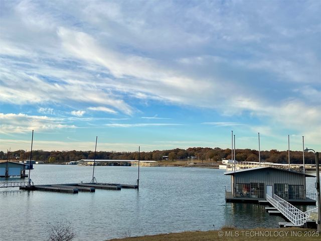 1883 Deer Trail, Kingston, OK 73439