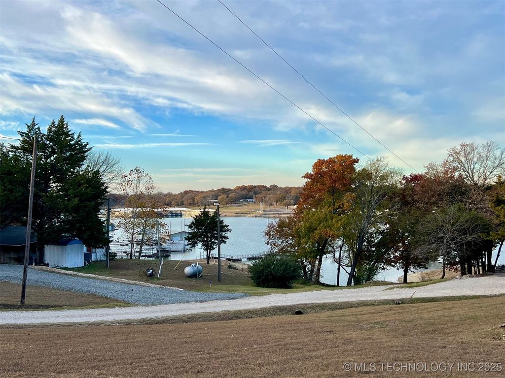 1883 Deer Trail, Kingston, OK 73439