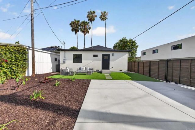 1526 Meade Avenue, San Diego, CA 92116