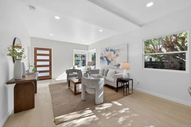 1526 Meade Avenue, San Diego, CA 92116