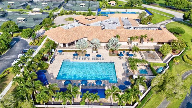 6770 Via Regina, Boca Raton, FL 33433