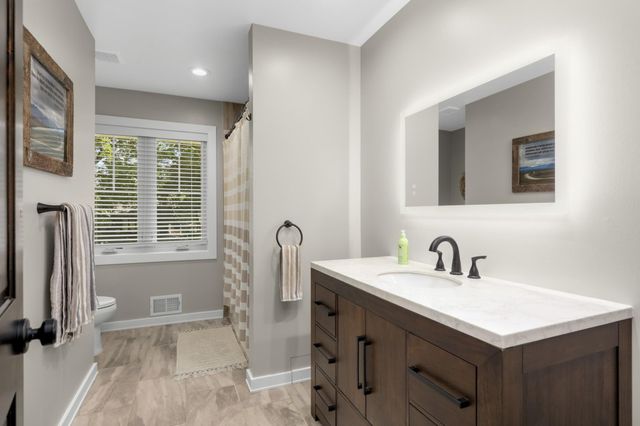 2615 Garland Lane N, Plymouth, MN 55447