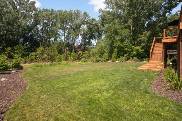 2615 Garland Lane N, Plymouth, MN 55447