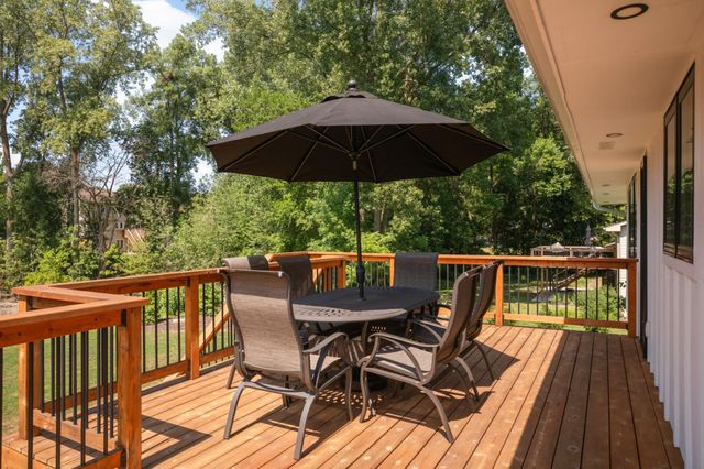 2615 Garland Lane N, Plymouth, MN 55447