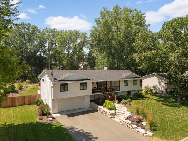 2615 Garland Lane N, Plymouth, MN 55447