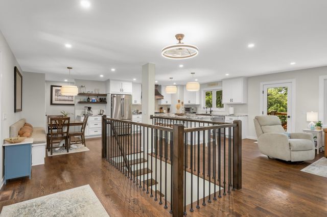 2615 Garland Lane N, Plymouth, MN 55447