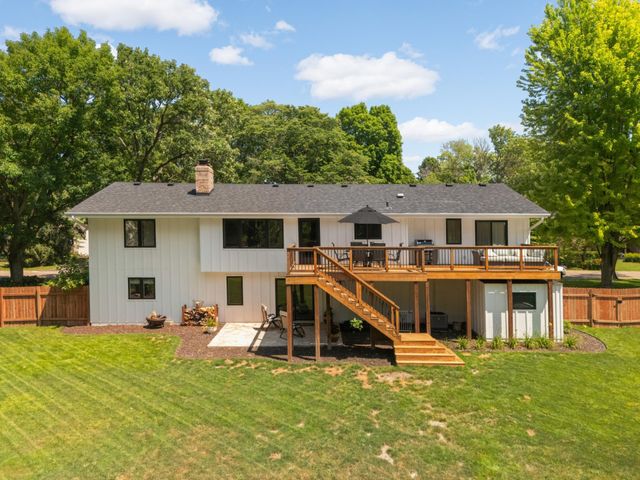 2615 Garland Lane N, Plymouth, MN 55447