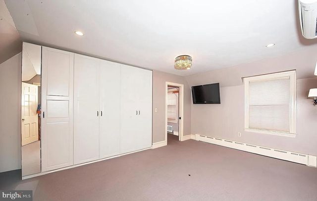 195 MIDFIELD RD, Ardmore, PA 19003