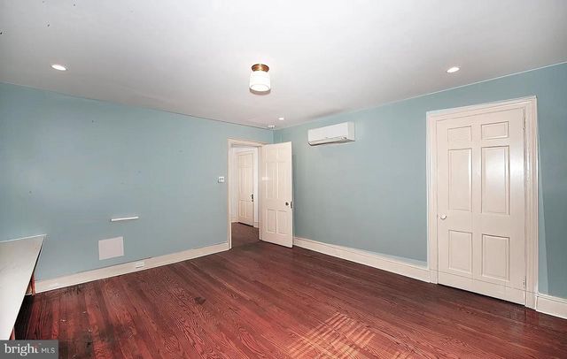 195 MIDFIELD RD, Ardmore, PA 19003